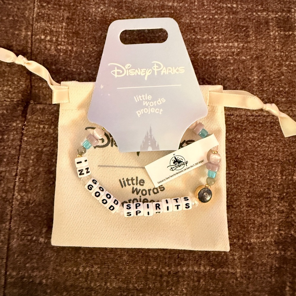 Disney “In Good Spirits” Haunted Mansion Bracelet Little Words Madame Leota